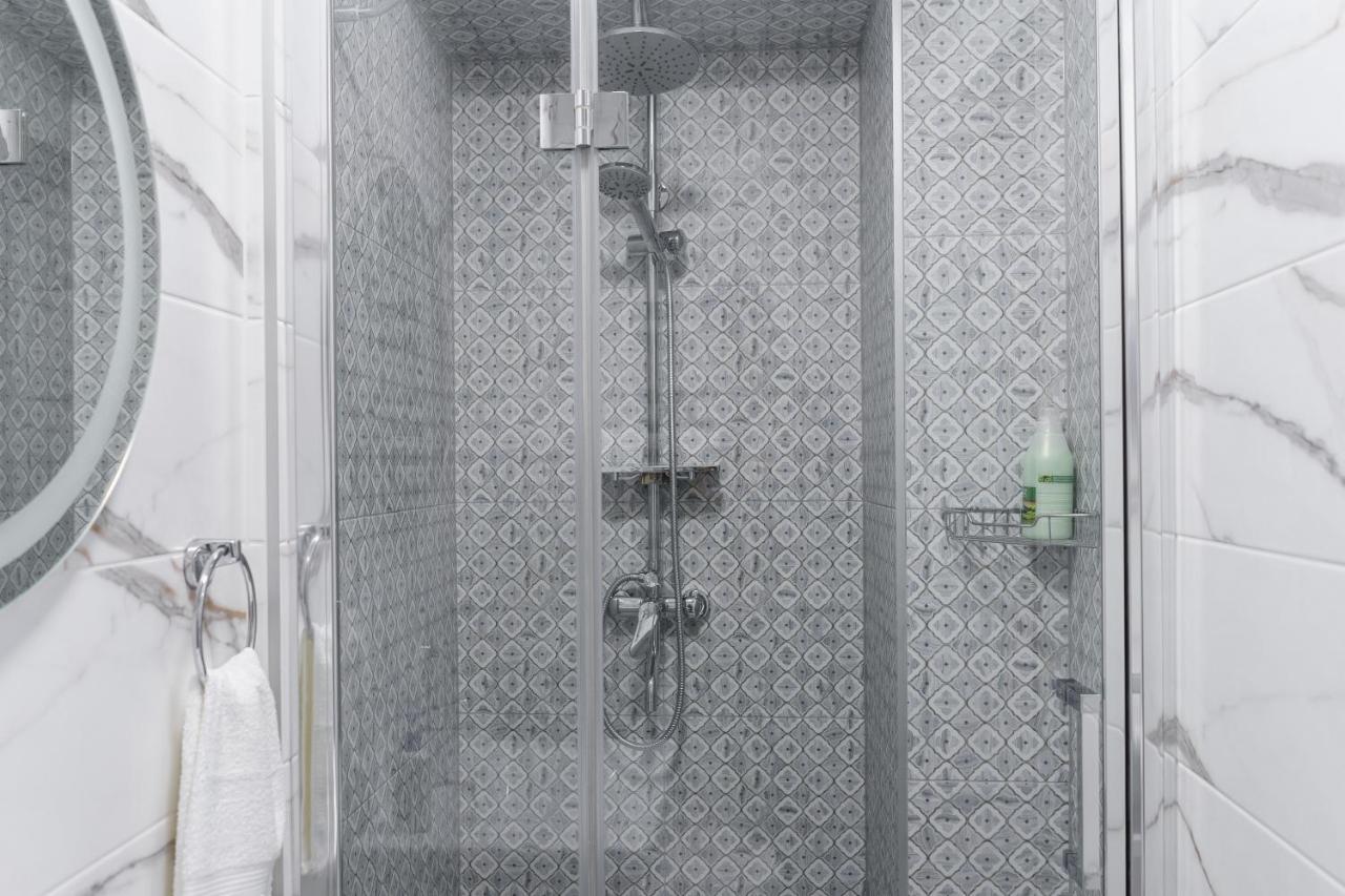 Charming Apartments In The Heart Of Lviv - Valova, Nasypna Str Ngoại thất bức ảnh