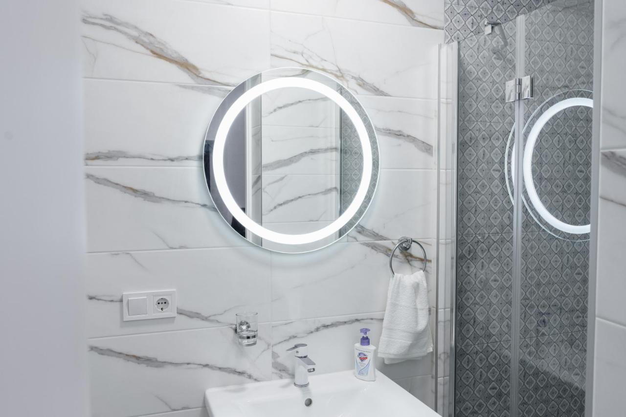 Charming Apartments In The Heart Of Lviv - Valova, Nasypna Str Ngoại thất bức ảnh