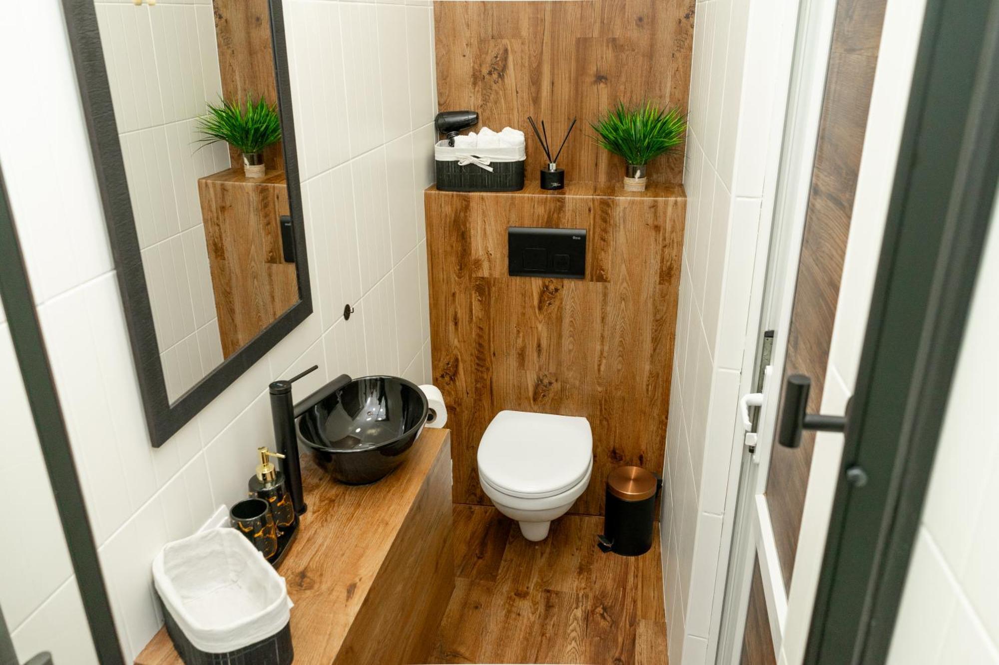 Charming Apartments In The Heart Of Lviv - Valova, Nasypna Str Ngoại thất bức ảnh