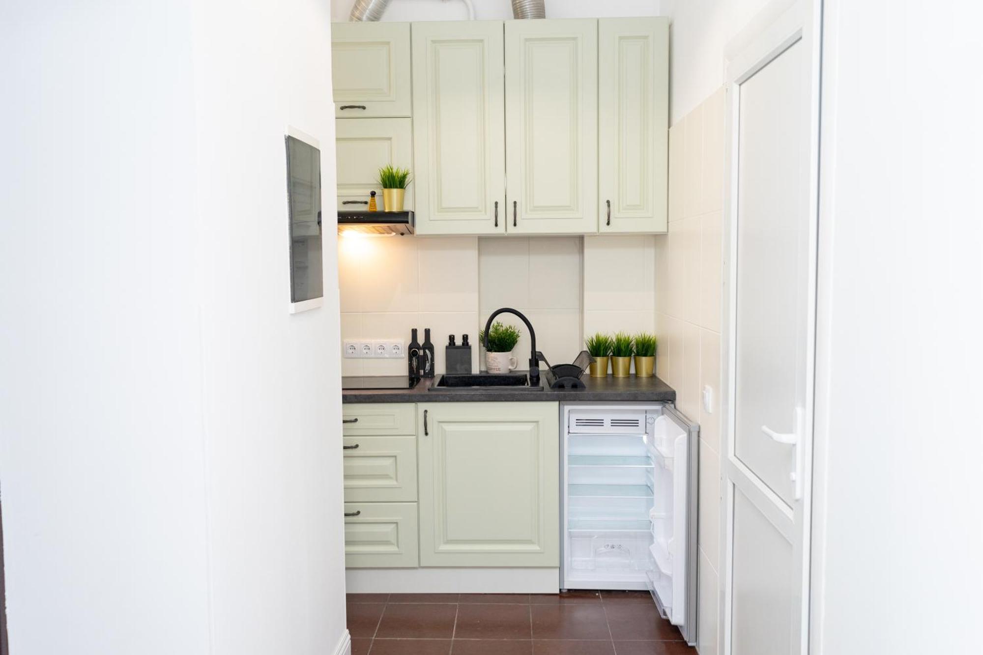 Charming Apartments In The Heart Of Lviv - Valova, Nasypna Str Ngoại thất bức ảnh