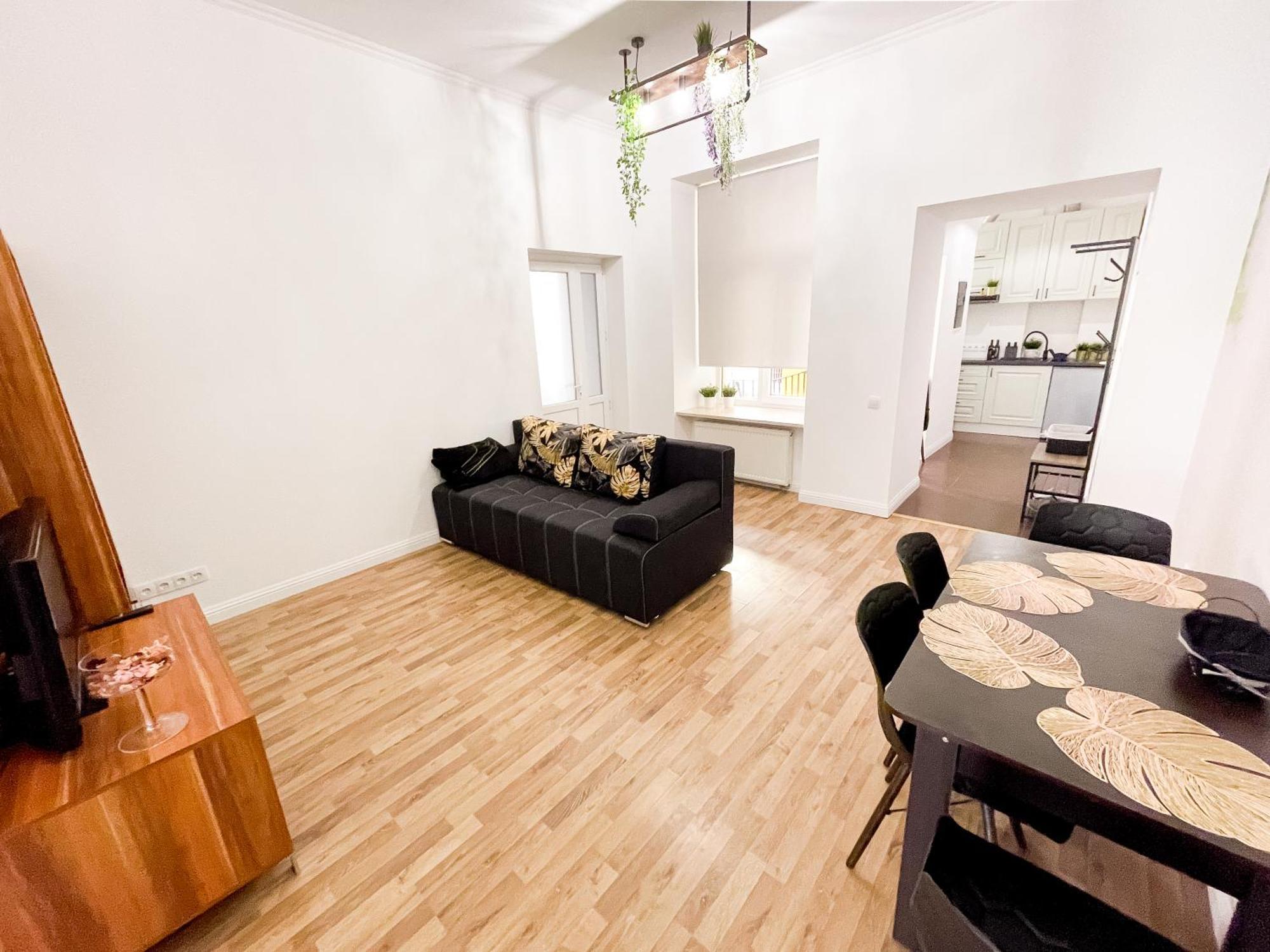 Charming Apartments In The Heart Of Lviv - Valova, Nasypna Str Ngoại thất bức ảnh